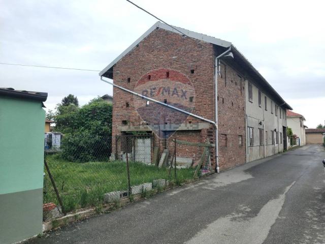 Casa in vendita a Piemonte, Novara
