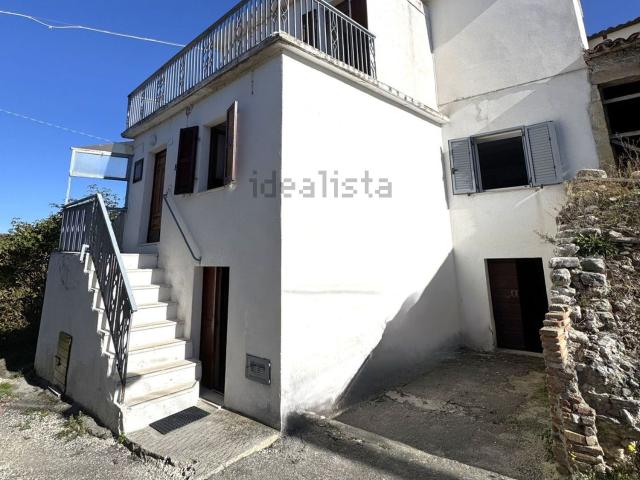 Casa in vendita a Campli, Abruzzo
