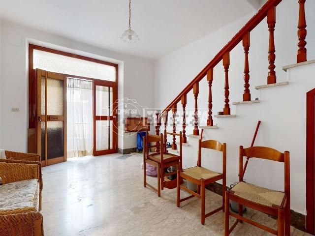 Casa in vendita a Puglia, Bari