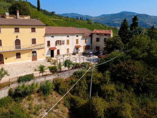 Casa in vendita a Capovilla, Mezzane di Sotto