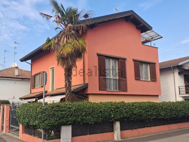 Casa in vendita a Mortara, Pavia