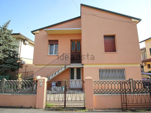 Casa in vendita a Unione dei comuni della Bassa Romagna, Bagnacavallo
