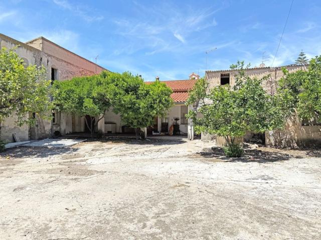 Casa in vendita a Lunamatrona, Sardigna/Sardegna