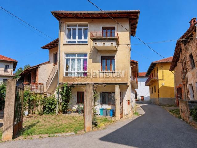 Casa in vendita a Sant' Eusebio, Roasio