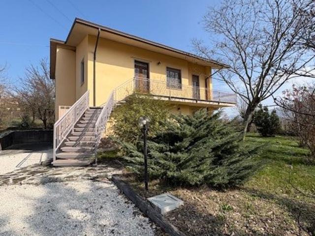 Casa in vendita a Travo, Reggio Emilia