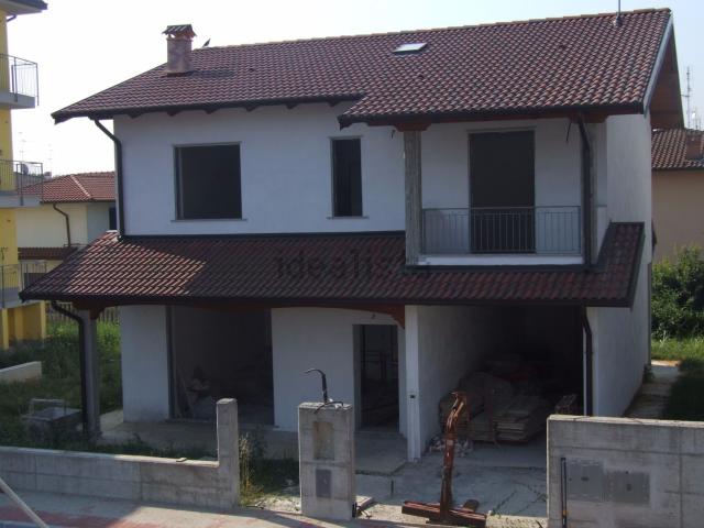 Casa in vendita a Giovenzano, Vellezzo Bellini
