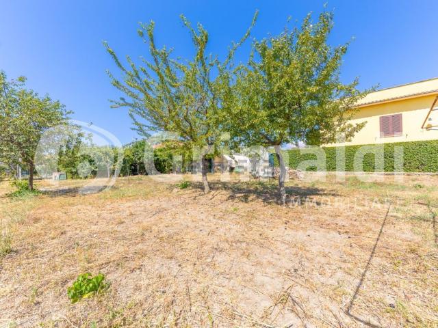 Casa in vendita a Villaggio Vigna Fiorita, Roma Capitale