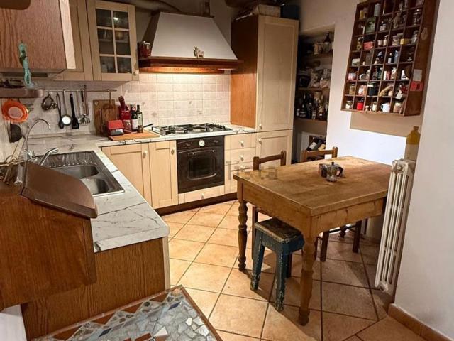Casa in vendita a Pistoia, Toscana