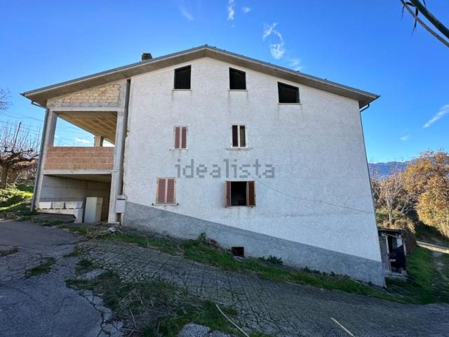 Casa in vendita a Caramanico Terme, Abruzzo