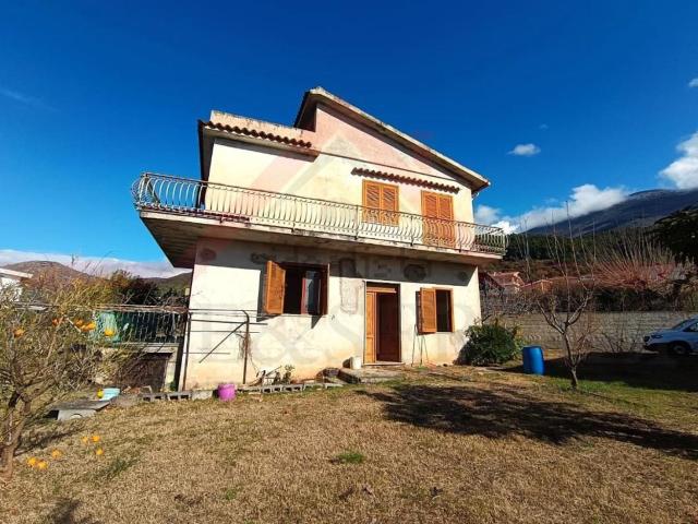 Casa in vendita a Foresta, Calabria