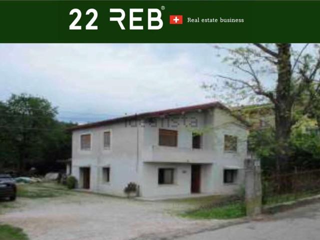 Casa in vendita a Pieve Di Soligo, Veneto
