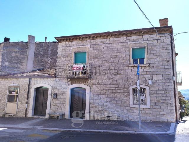 Casa in vendita a Campodipietra, Molise