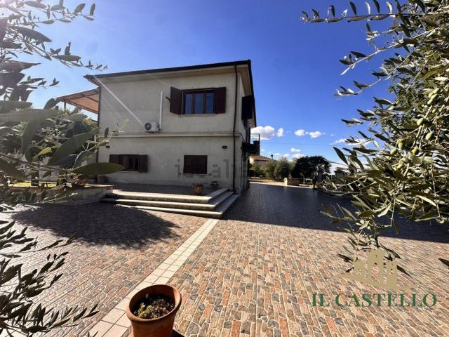 Casa in vendita a Poggetto, Gioiella