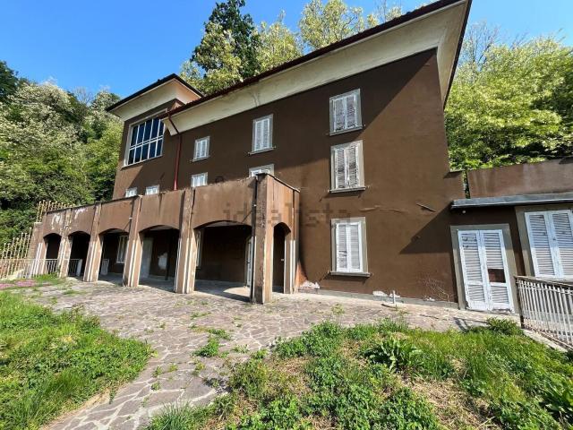 Casa in vendita a Bercio, Sotto Il Monte Giovanni