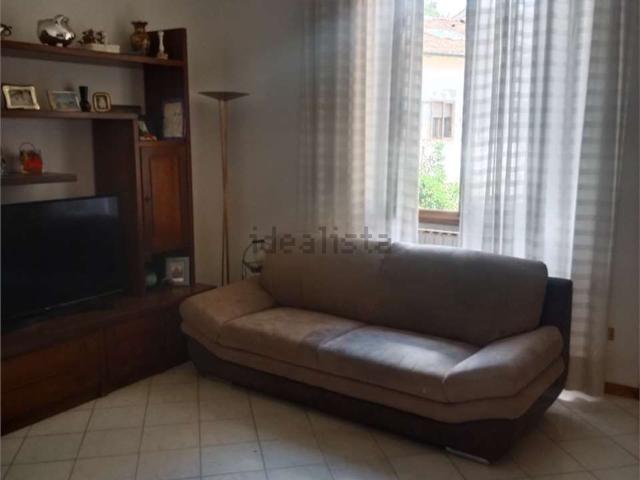 Casa in vendita a Prato, Narnali