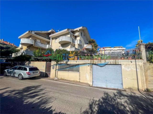 Casa in vendita a Pietragrossa, Chieti