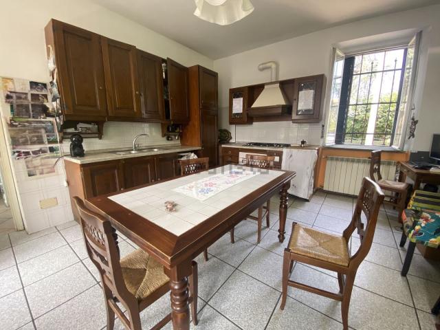 Casa in vendita a Portanova, Galliate