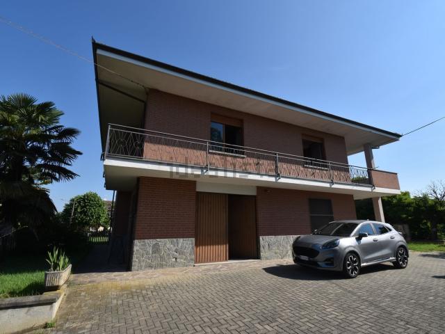 Casa in vendita a Piemonte, Asti