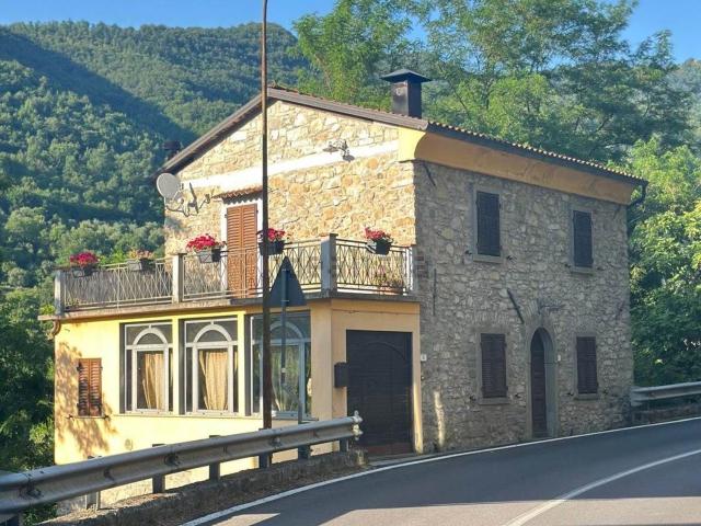 Casa in vendita a Unione di comuni Montana Lunigiana, Fivizzano
