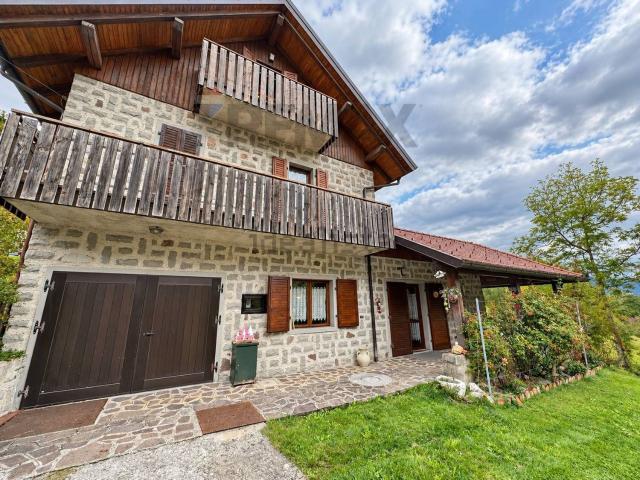 Casa in vendita a Zovello / Zuviel, Ravascletto / Ravasclêt