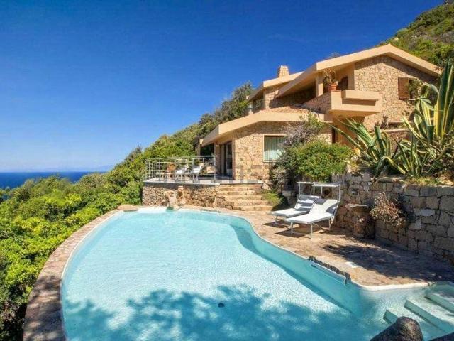 Casa in vendita a Trinità d'Agultu e Vignola, Sardigna/Sardegna