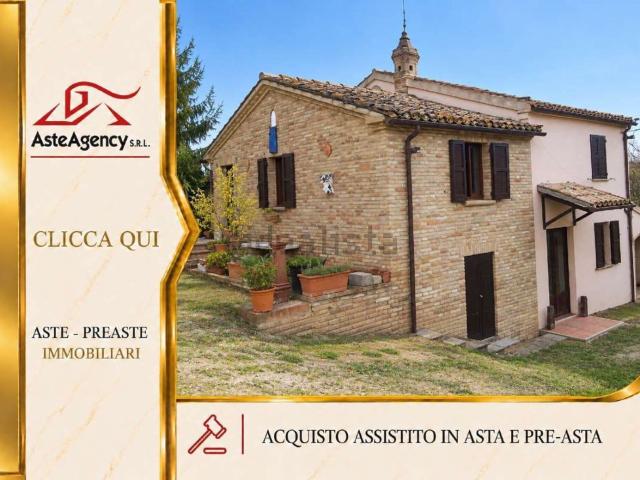 Casa in vendita a Castelleone di Suasa, Ancona