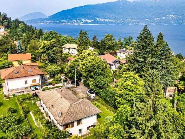 Casa in vendita a Comunità Montana Valli del Verbano, Castelveccana