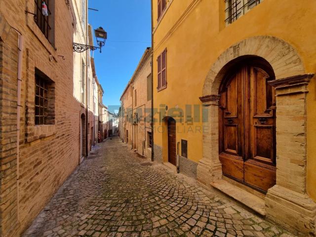 Casa in vendita a Marche, Fermo