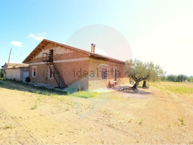 Casa in vendita a Catignano, Pescara