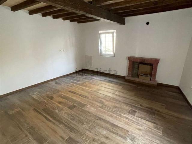 Casa in vendita a Rivalta, Re