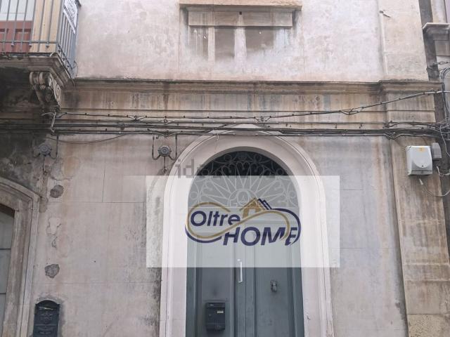 Casa in vendita a Giarre, Sicilia