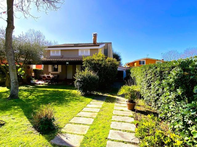 Casa in vendita a Roma Capitale, Lazio