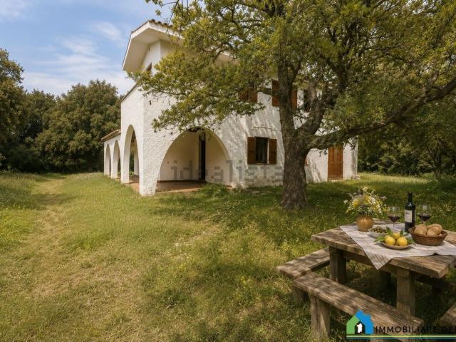 Casa in vendita a Poltu Qualtu, San Pantaleo