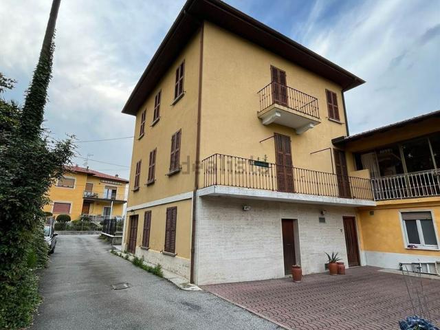 Casa in vendita a Bogno, Besozzo
