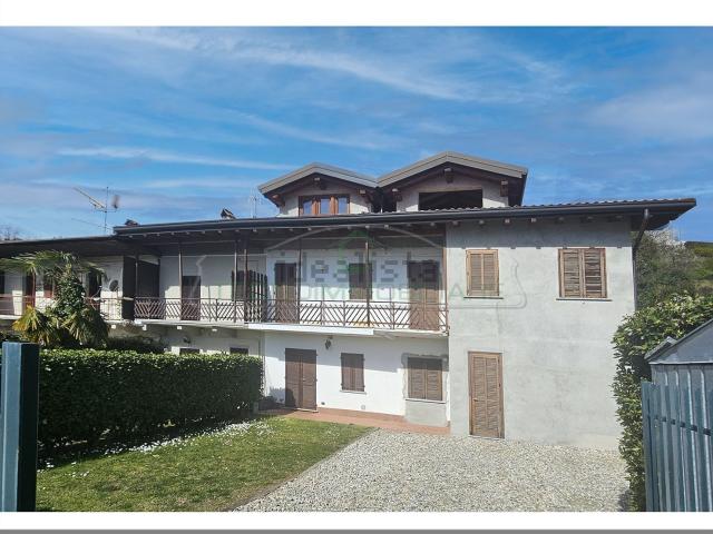 Casa in vendita a Corciago, Nebbiuno