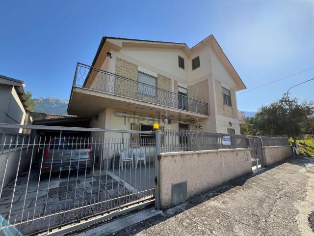 Casa in vendita a Gallinaro, Frosinone