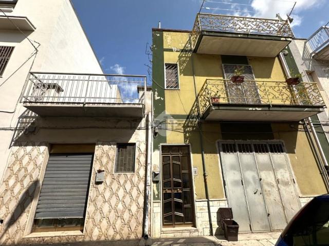 Casa in vendita a Puglia, Barletta-andria-trani
