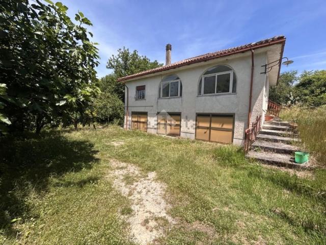 Casa in vendita a Colle, Atina