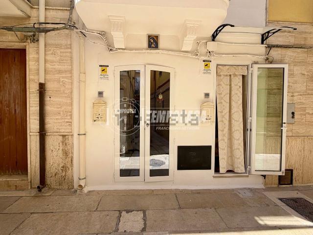 Casa in vendita a Mola di Bari, Bari