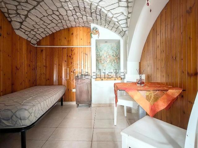 Casa in vendita a Puglia, Bari
