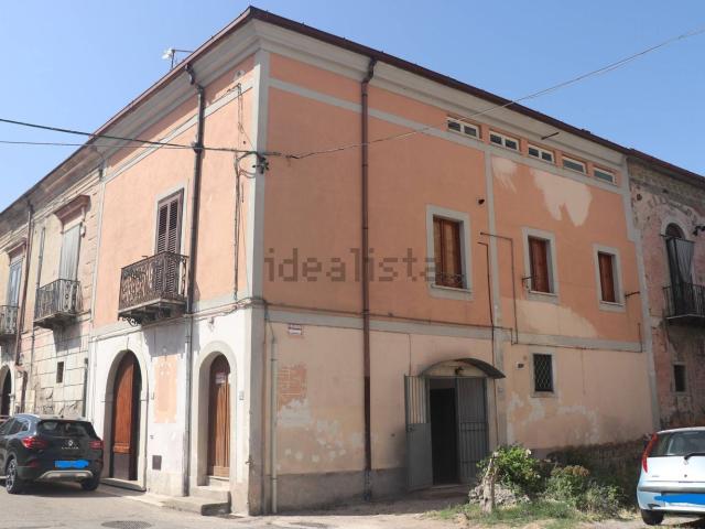 Casa in vendita a Melizzano, Benevento