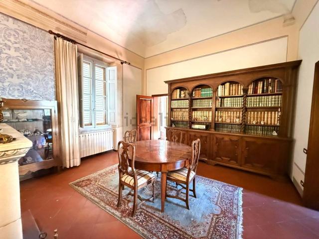Casa in vendita a il Cantiere, Prato