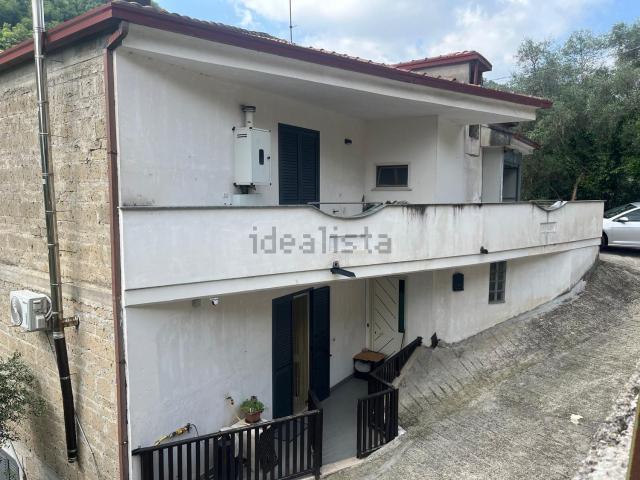Casa in vendita a Limatola, Campania