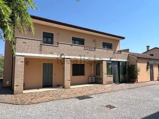 Casa in vendita a Stanghella, Veneto