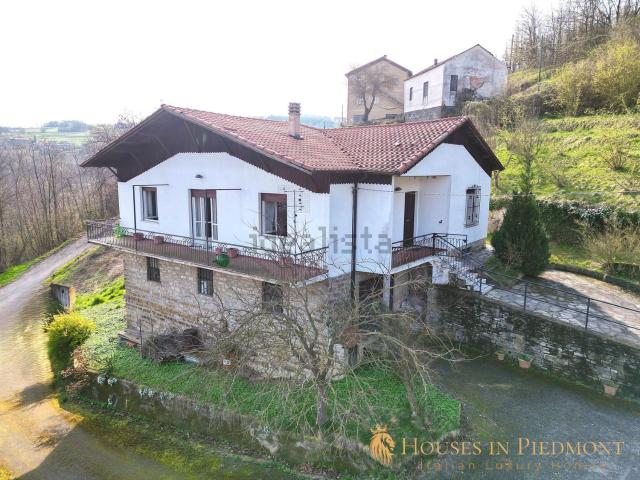 Casa in vendita a Borgo Carro, Piemonte