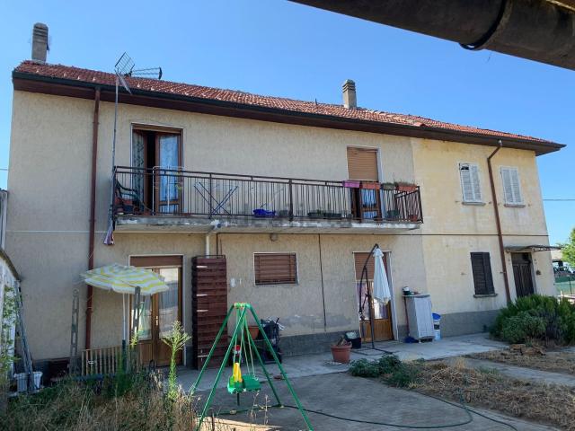 Casa in vendita a Mortara, Pavia