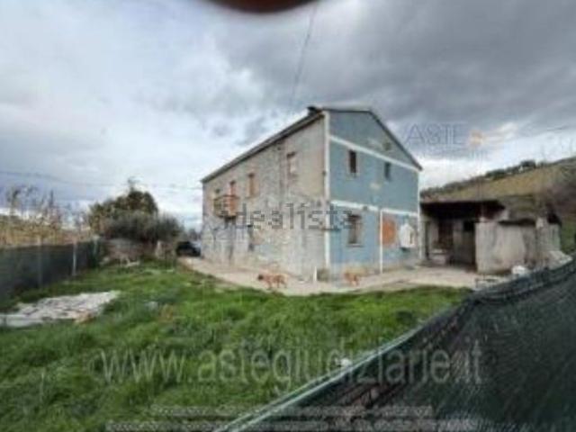 Casa in vendita a Guarenna Nuova, Casoli
