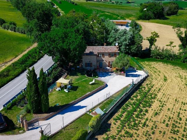 Casa in vendita a Marche, Macerata