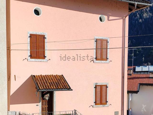 Casa in vendita a Comunità delle Giudicarie, Spiazzo Rendena