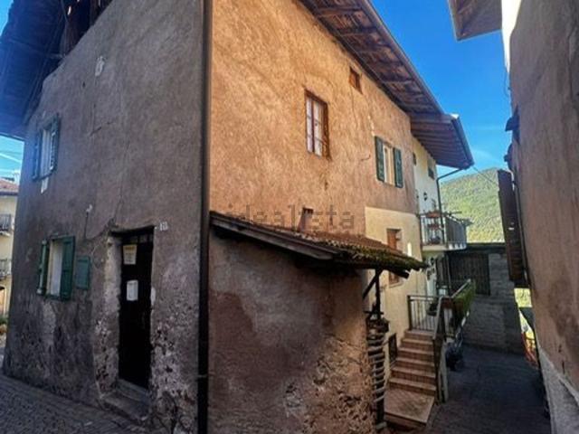 Casa in vendita a Comunità della Valle di Cembra, Segonzano